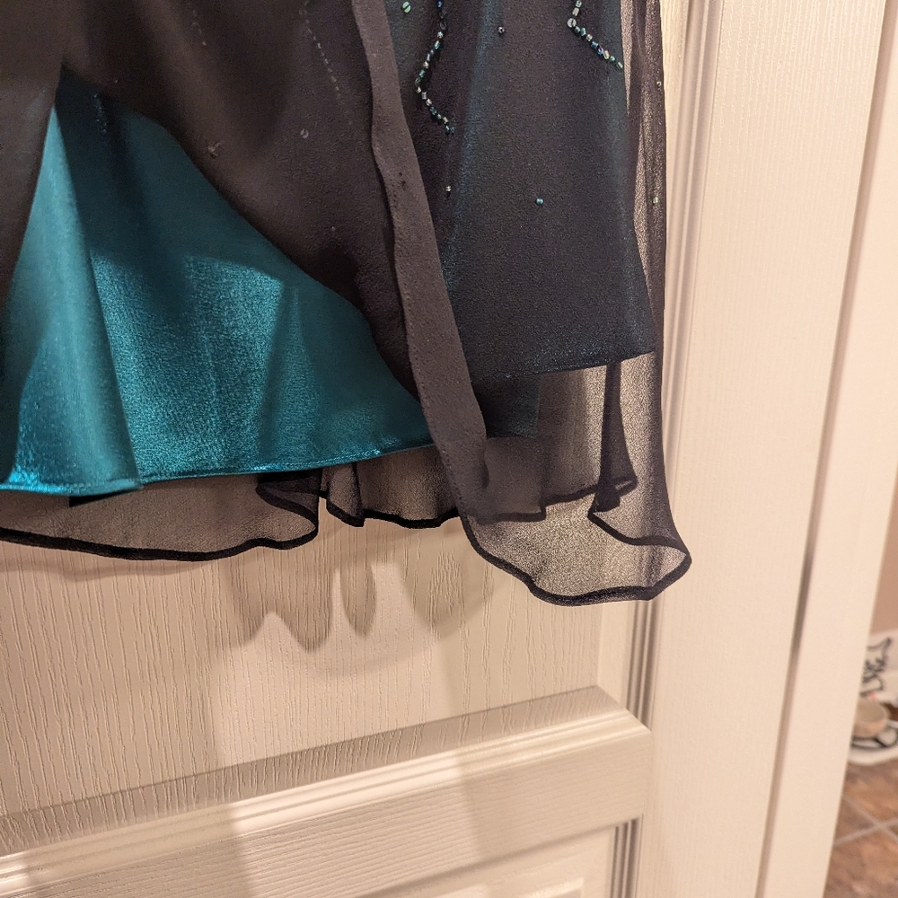 Black Silk Chiffon Hand Beaded Camisole, Flutter Shoulder Plus Size 2X - Picture 2 of 8